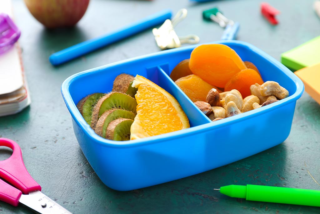 How to Get Kids Eating Healthier Lunch