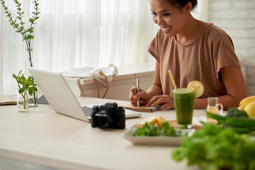 Lunch Ideas for Those Hard at Work in the Office