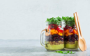 How To Pack The Perfect Mason Jar Lunch Salad