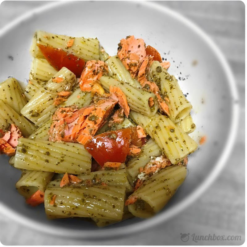 Pasta with Pesto and Salmon Dinner