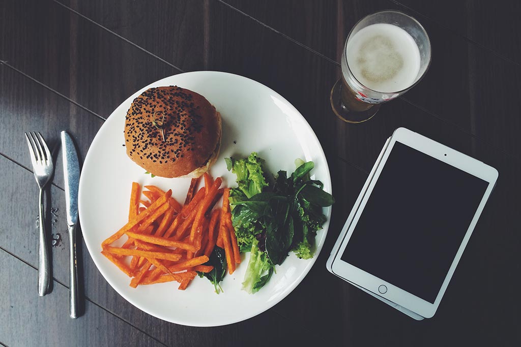 The Lazy Girl's Guide To Bringing Lunch To Work Every Day